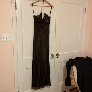 Laundry by Shelli Segal formal floor length backless dress